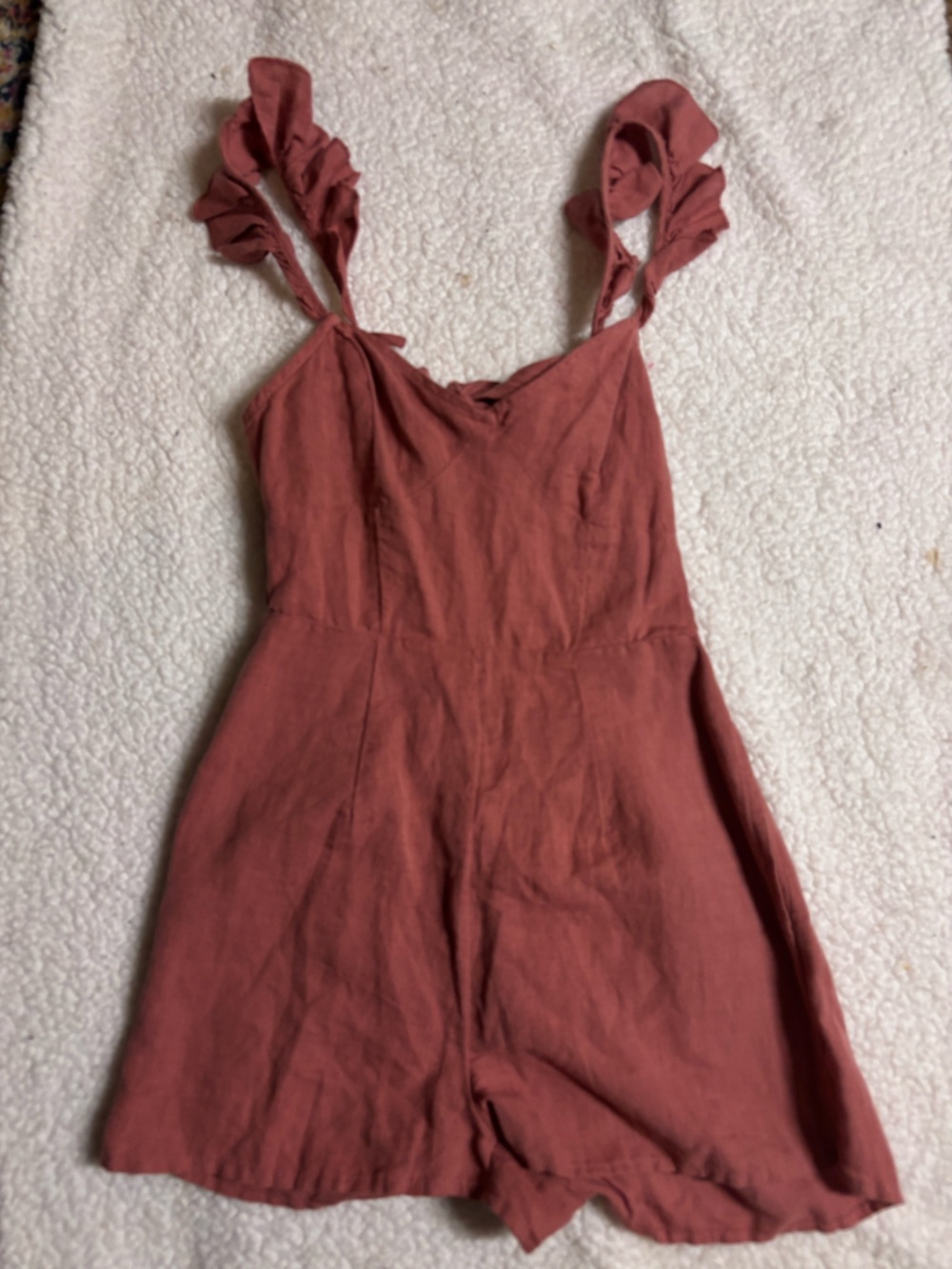 Urban Outfitters Terra Cott linen blend romper shorts ruffle sleeve O